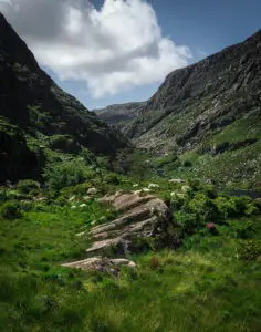 Dreaming of the perfect Irish town? I highly recommend spending time in Killarney, Ireland. We spent 36 hours there as part of our trip to Ireland and England.