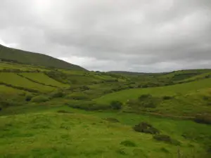 Dreaming of the perfect Irish town? I highly recommend spending time in Killarney, Ireland. We spent 36 hours there as part of our trip to Ireland and England.