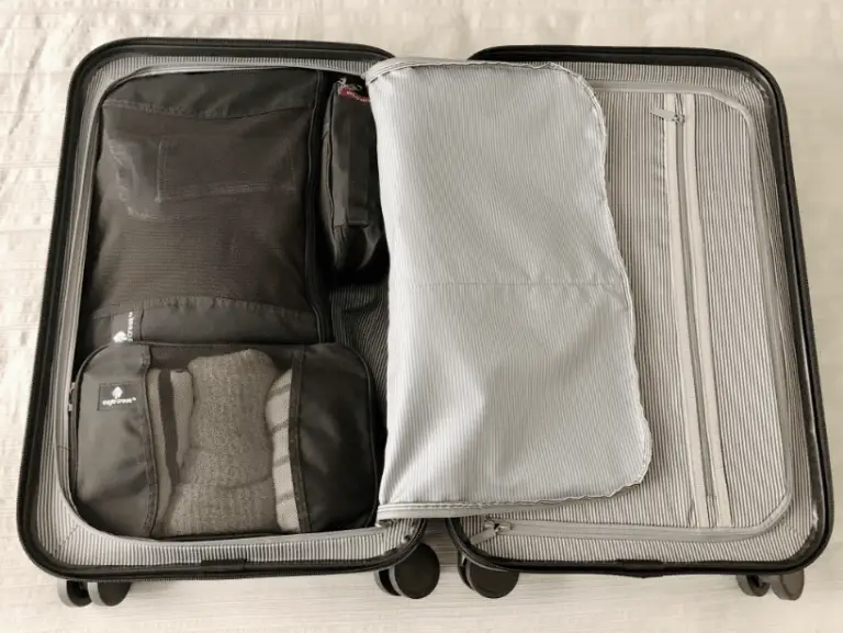 Minimalist CarryOn Luggage Chester Minima Suitcase Review An