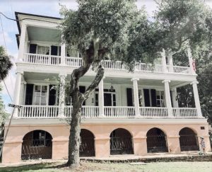 Secession House Maxcy-Rhett House Beaufort SC Self Guided Walking Tour - An Adventure is Calling Blog