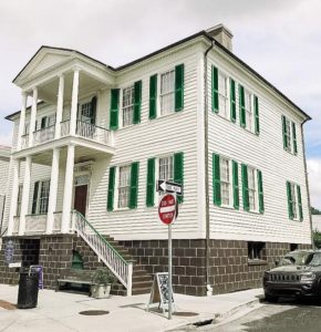 Verdier House Lafayette Building Beaufort SC Self Guided Walking Tour - An Adventure is Calling